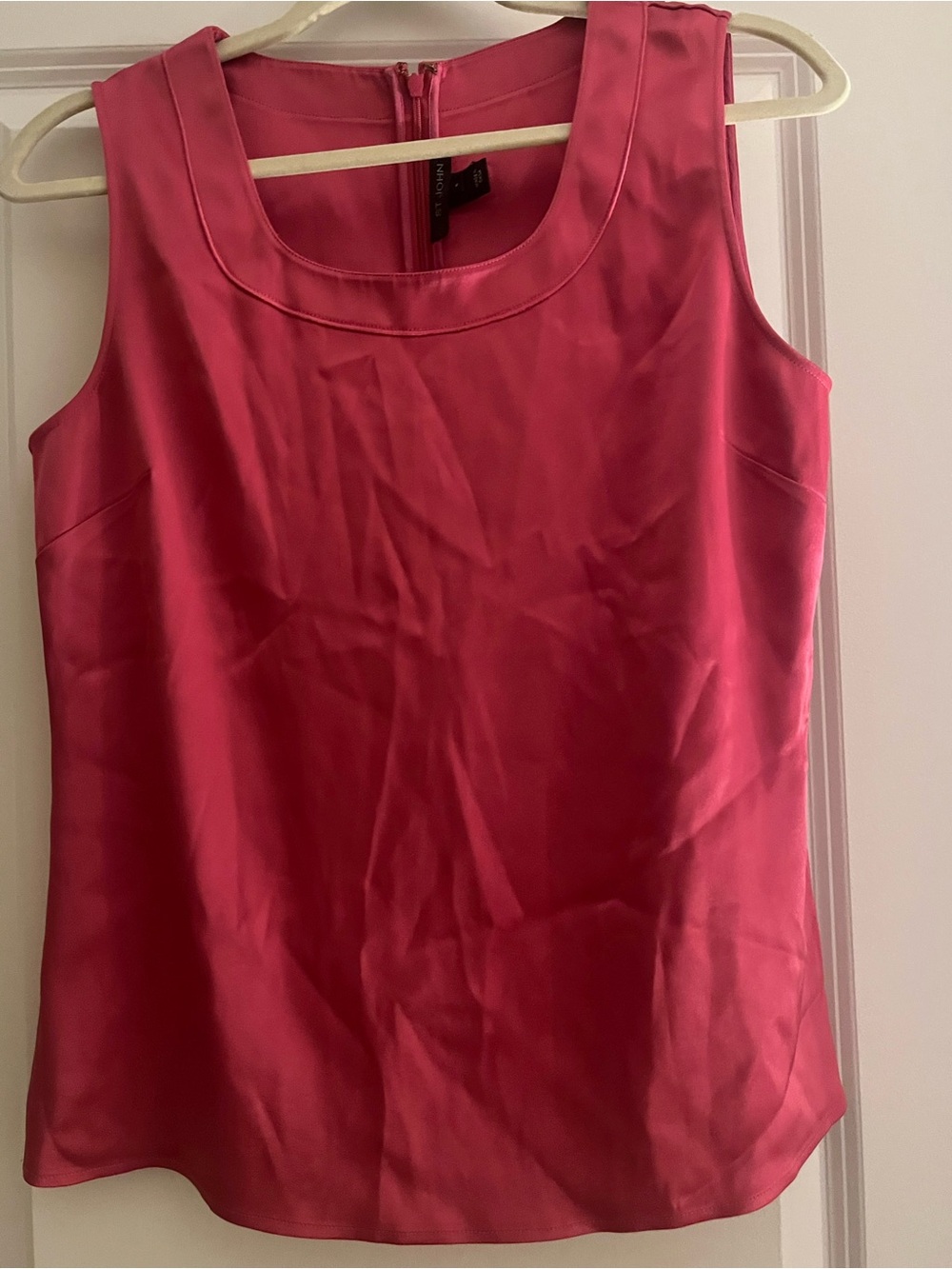 St. John Pink Scoop Neck Sleeveless Top